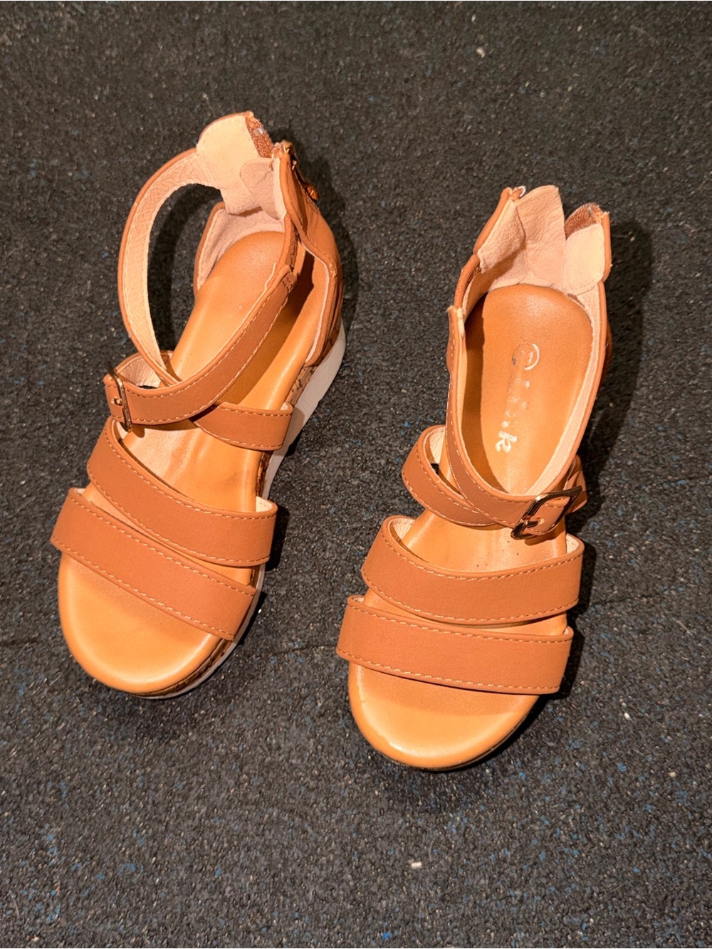 Link girls  Brown Strappy Platform Sandals